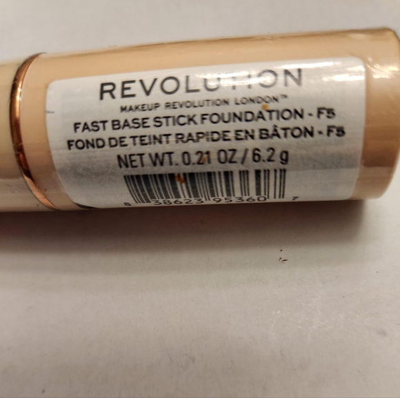 Makeup Bundle - Picture 4 of 6